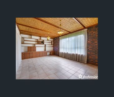 A Perfect Family Home with Space to Grow! - Photo 6