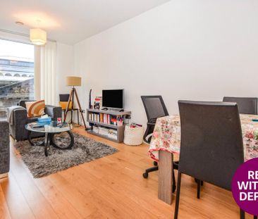 1 bedroom flat to rent - Photo 2