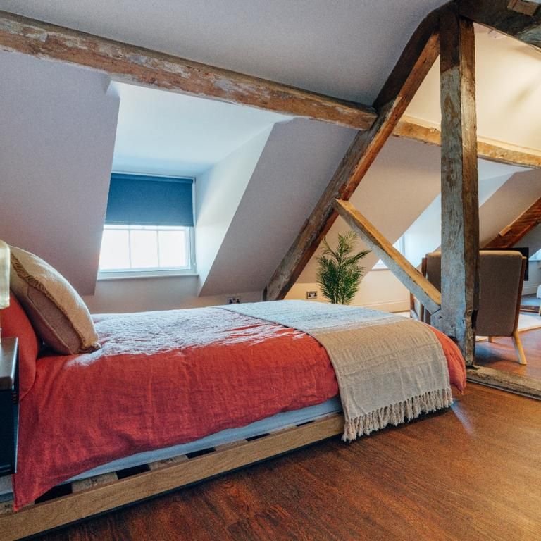 Studio to rent - Photo 1