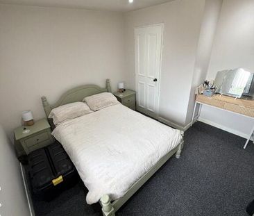 27 Hampton Parade, Belfast, BT7 3EQ - Photo 5