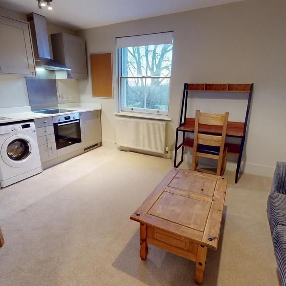 1 bedroom apartment to rent - Photo 1