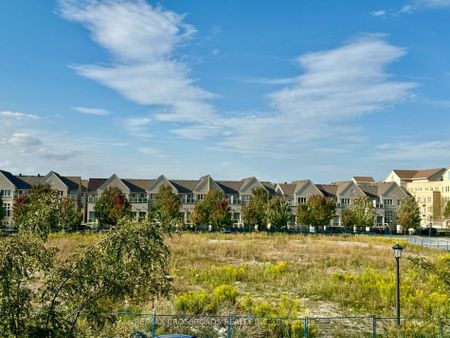 For Lease - 101 Cathedral High Street Unit# 239, Markham, Ontario - Photo 2