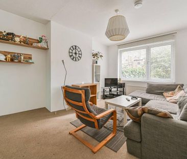 3 bedroom terraced house to rent - Photo 5