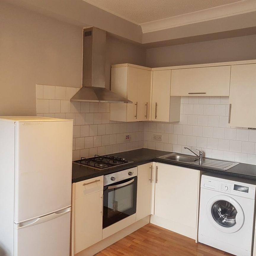 2 Bed Flat, Westmuir Street, G31 - Photo 1