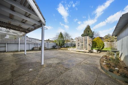 7 Kelvin Avenue, Sebastopol - Photo 5