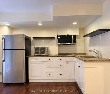 331 Spruce Grove Crescent #Lower - Photo 2