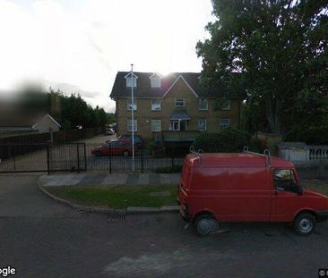 Studio Flat, Millstream Close, N13 - Photo 1