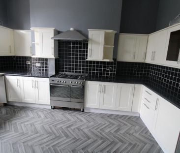 3 bedroom apartment to rent - Photo 1