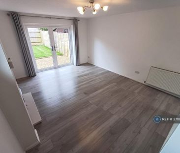 2 bedroom end of terrace house to rent - Photo 1