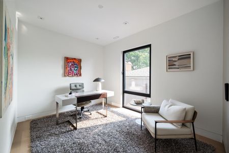 For Lease - 126 Sherwood Avenue, Toronto, Ontario - Photo 4