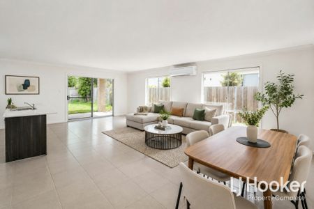 The Essence of Ideal Living - 2 Living Zones + Separate Study - Photo 5