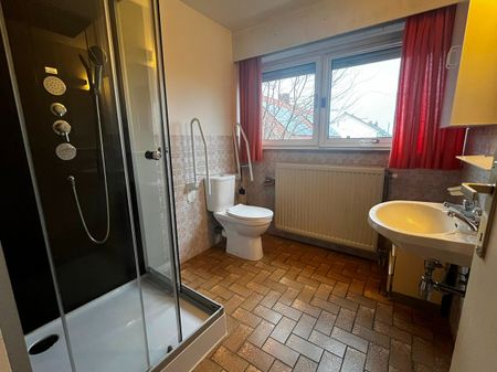 Verzorgde woning met twee slaapkamers, tuintje en garage. - Foto 3