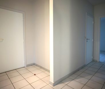 Instapklaar 2 slaapkamer appartement met garage - Foto 4