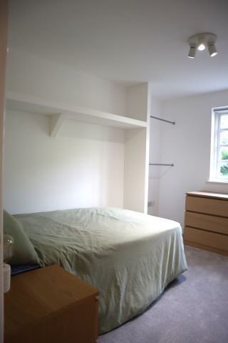 2 Bed Flat, Hadfield Close, M14 - Photo 2