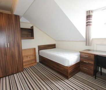 6 bedroom flat to rent - Photo 3