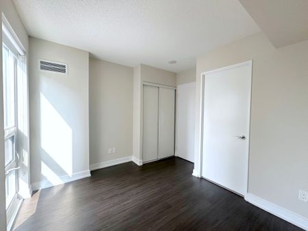 For Lease - 561 Sherbourne Street Unit# 702, Toronto, Ontario - Photo 5