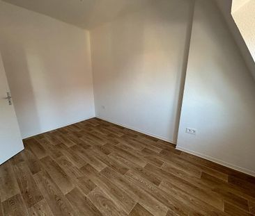 Nachmieter gesucht! Moderne 3-Zimmer-Wohnung im Dachgeschoss! - Photo 4