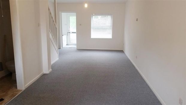 Launceston Terrace, Norwich - Photo 1