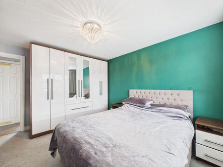 4 bedroom detached house to rent - Photo 5