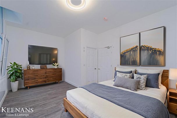 Knowsley Street, Bolton - Photo 1