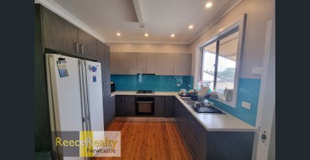 Contemporary Student Accommodation in a Prime Location! - Photo 2