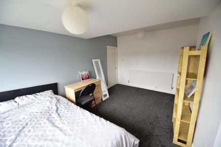 7 bedroom terraced house to rent - Photo 4