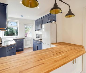 4 bedroom detached house to rent - Photo 5