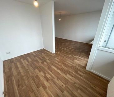 Gemütliche 1-Zimmer-Wohnung in Berlin Westend mit Balkon! - Photo 3