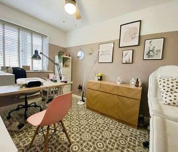 Fairplace Close, Broadlands, CF31 - Photo 5