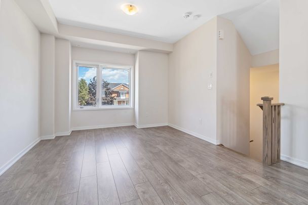 For Lease - 142 Landsbridge Street, Caledon, Ontario - Photo 1