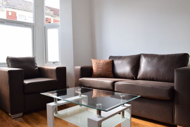 Spacious En-suite Room- Couples Welcome - Photo 1