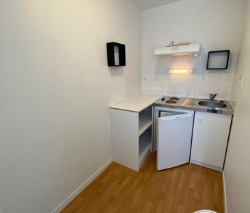 Location Appartement 1 pièce Meublé 17m² CHATEAUBRIANT 44110 - Photo 1