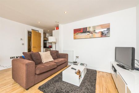 1 bedroom flat to rent - Photo 3