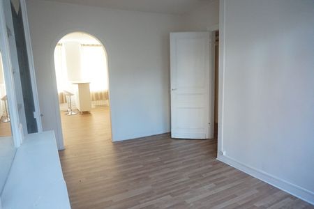 Location Appartement 2 pièces 38m² LILLE 59000 - Photo 5