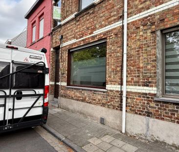 Rijwoning met 3 slaapkamers en tuin te centrum Roeselare - Photo 3