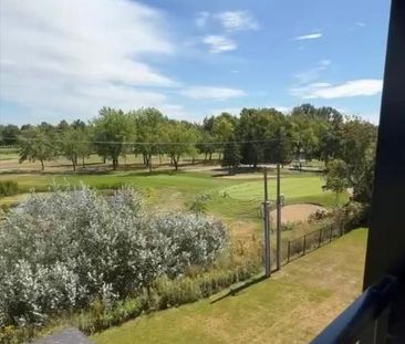 Logement 5 1/2 à louer avec vue sur le golf de Valleyfield - Photo 4