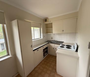 10/97 Monaro Cres, Red Hill ACT 2603 - Apartment For Rent | Domain - Photo 3