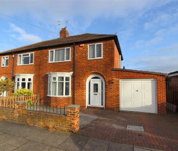 3 bedroom semi-detached house to rent - Photo 1