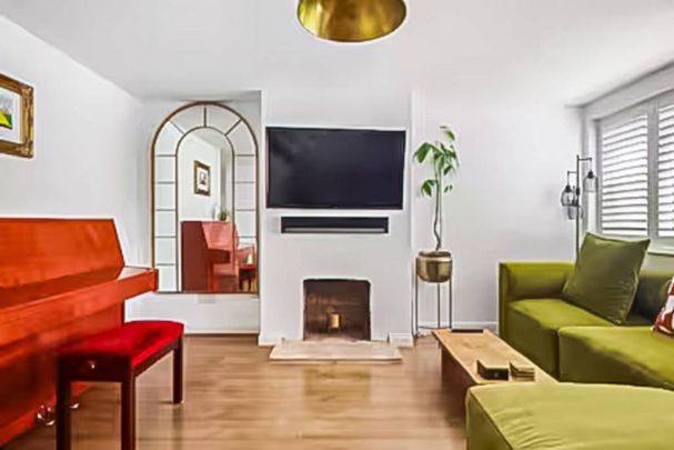 3 bedroom terraced house to rent - Photo 1