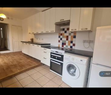 3 bedroom terraced house to rent - Photo 6