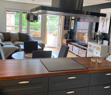 Körsångarvägen, Skogås - Photo 2