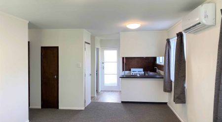 3 Bedrooms on Mataroa Rd - Photo 4