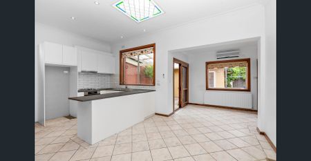 Double-Fronted 3 bed Brick Edwardian - (Available Now) - Photo 3