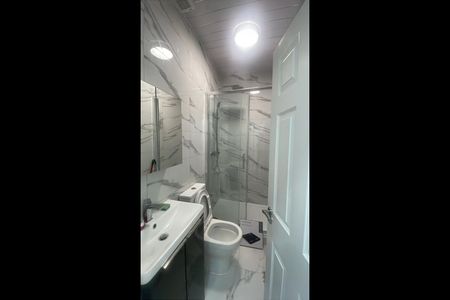 2 Bed Flat, Ilford, IG1 - Photo 4