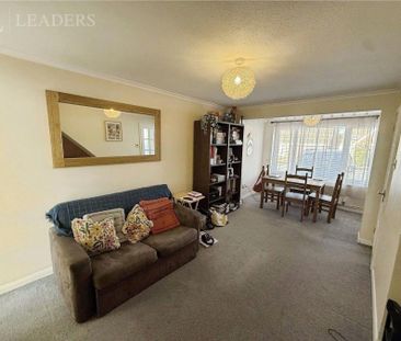 3 bedroom house to rent Eardley Close, Chaddesden, Derby, DE21 - Photo 2