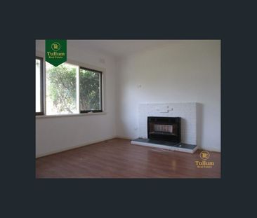 25 Ainsleigh Court, Cranbourne, Vic 3977 - Photo 3