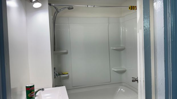 For Lease - 4 Fife Street, Hamilton, Ontario - Photo 1