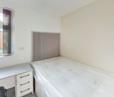 5 bedroom terraced house to rent - Photo 5