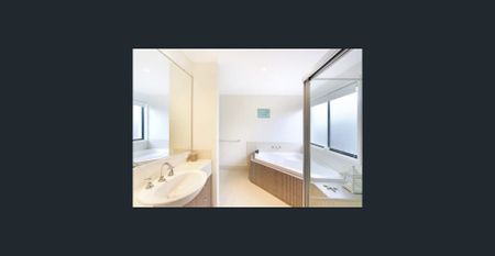 Family Home in Prestigious Peregian Springs – 18 Balgownie Drive - Photo 5