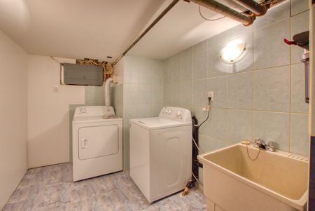 For Lease - 23 Mill Street, Brampton, Ontario - Photo 3